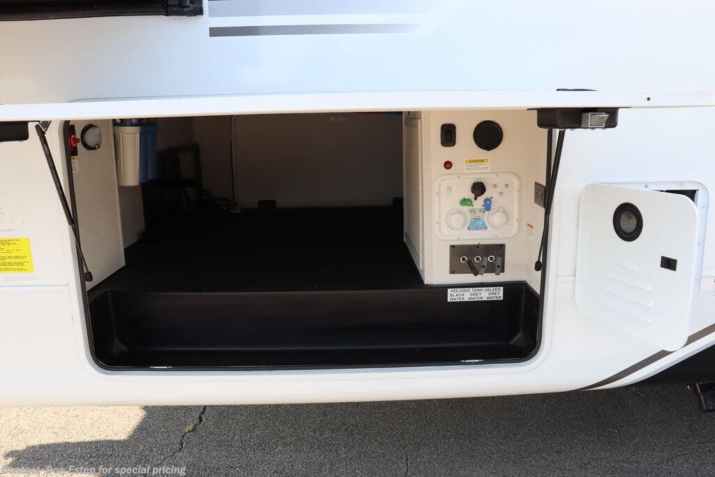 New 2026 Jayco Eagle Fifth Wheels 325MKTS available in Southaven, Mississippi