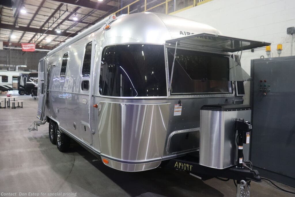 2026 Airstream Trade Wind® 25FB - New Travel Trailer For Sale by Southaven RV & Marine in Southaven, Mississippi