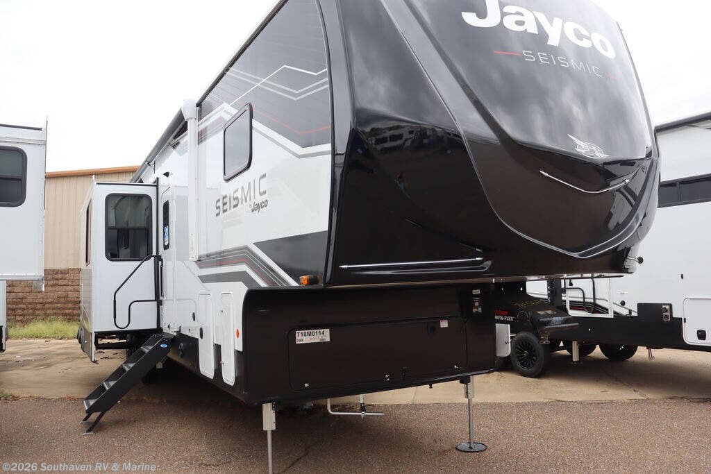 2026 Seismic 399 by Jayco from Southaven RV & Marine in Southaven, Mississippi