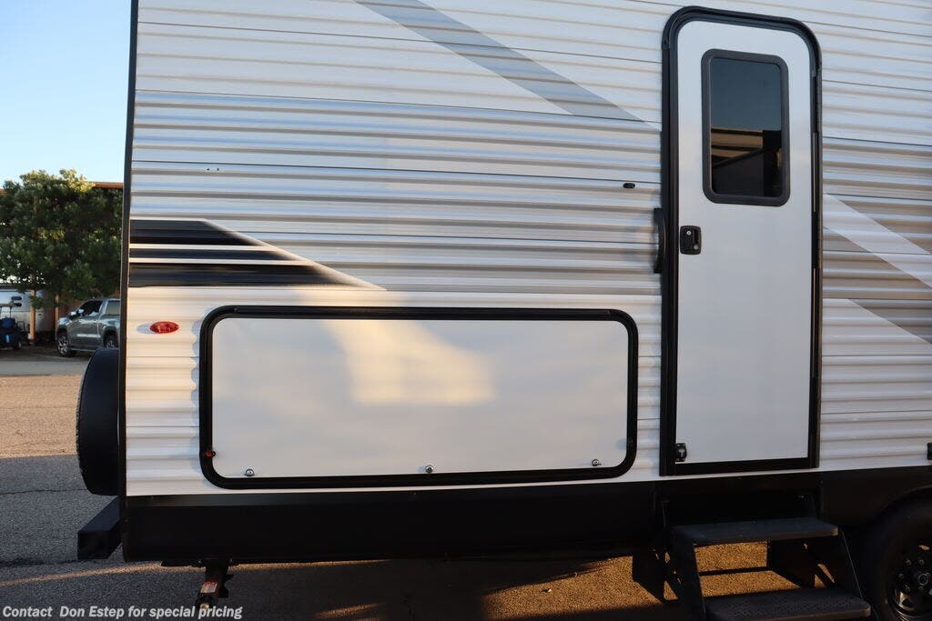 New 2026 Jayco Jay Flight SLX 321BDS available in Southaven, Mississippi