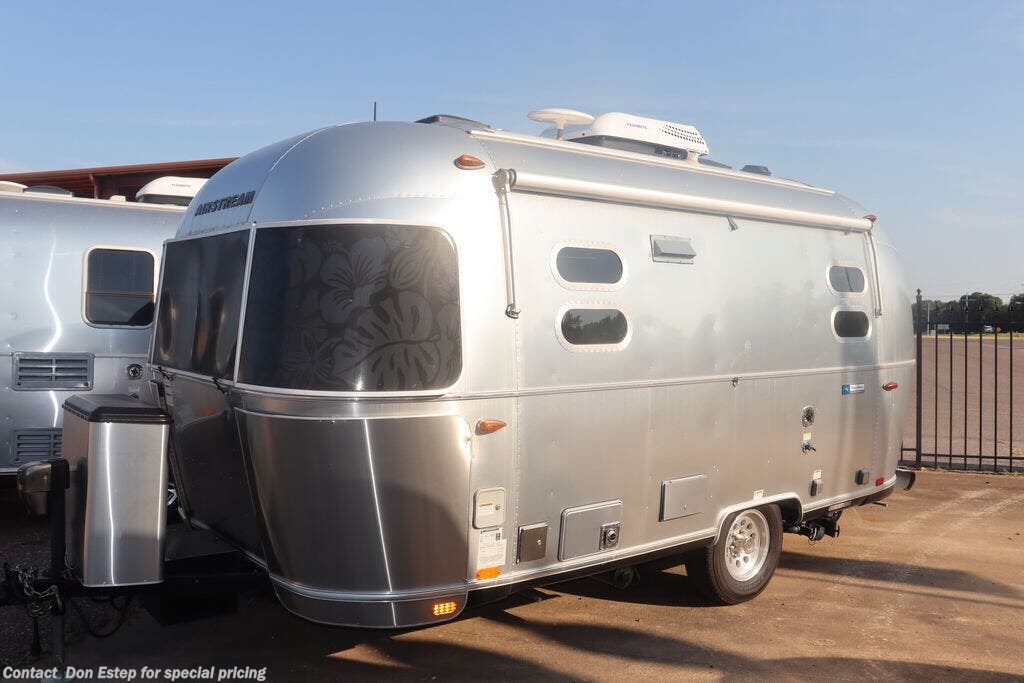 2018 Airstream Tommy Bahama 19CB - Used Travel Trailer For Sale by Southaven RV & Marine in Southaven, Mississippi