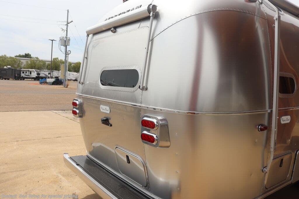 2026 Airstream Flying Cloud® 30FB Bunk - New Travel Trailer For Sale by Southaven RV & Marine in Southaven, Mississippi