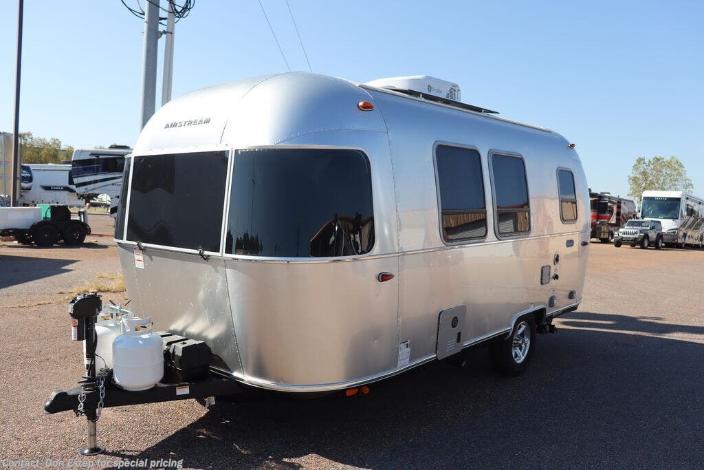 2026 Airstream Bambi® 20FB - New Travel Trailer For Sale by Southaven RV & Marine in Southaven, Mississippi