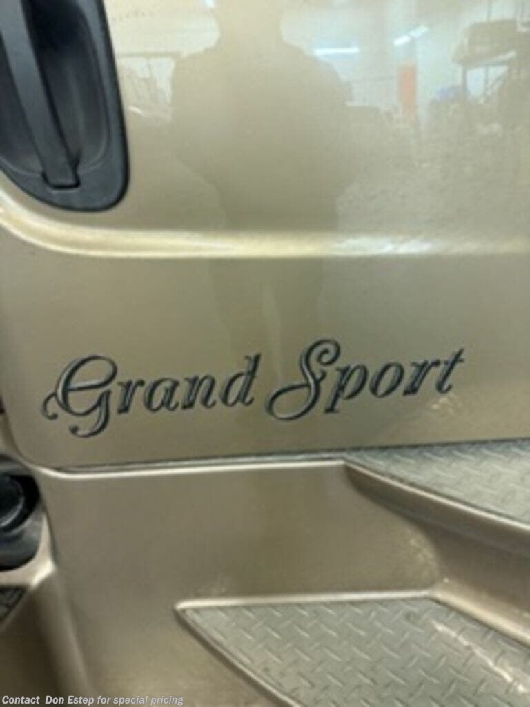 2006 Grand Sport M2 series by Dynamax Corp from Southaven RV & Marine in Southaven, Mississippi