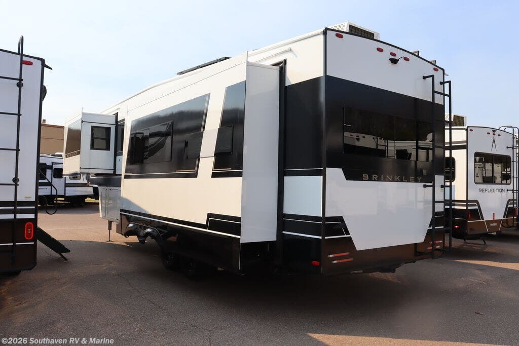 New 2026 Brinkley RV 3200 available in Southaven, Mississippi