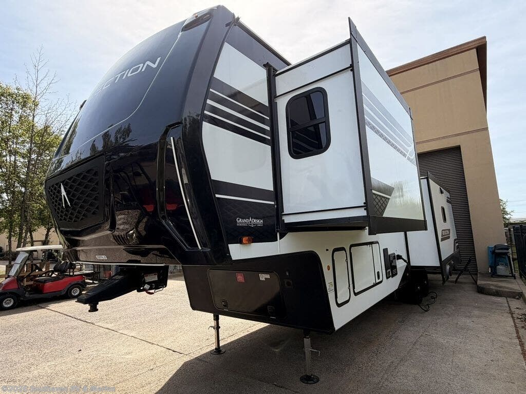2026 Grand Design Reflection 337RLS - New Fifth Wheel For Sale by Southaven RV & Marine in Southaven, Mississippi