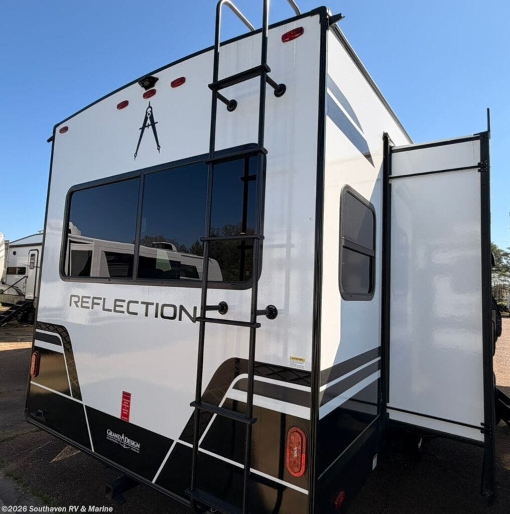 New 2026 Grand Design Reflection 100 28RL available in Southaven, Mississippi