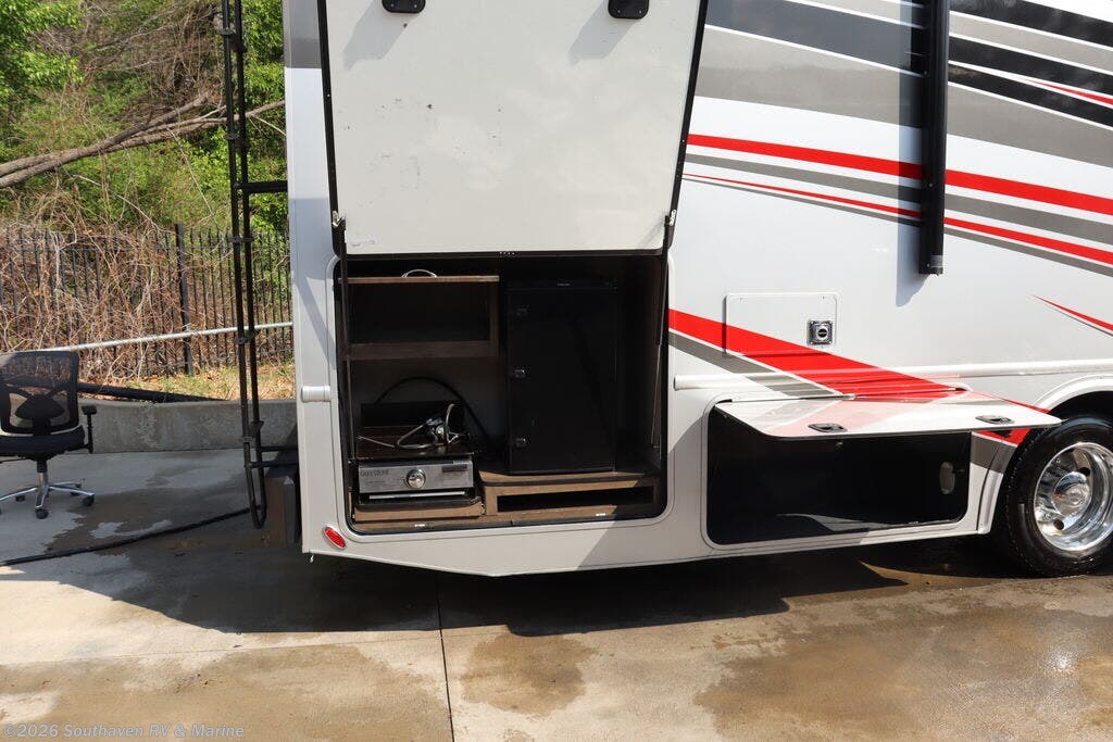 Used 2021 Nexus 4X4 Super C 35R available in Southaven, Mississippi