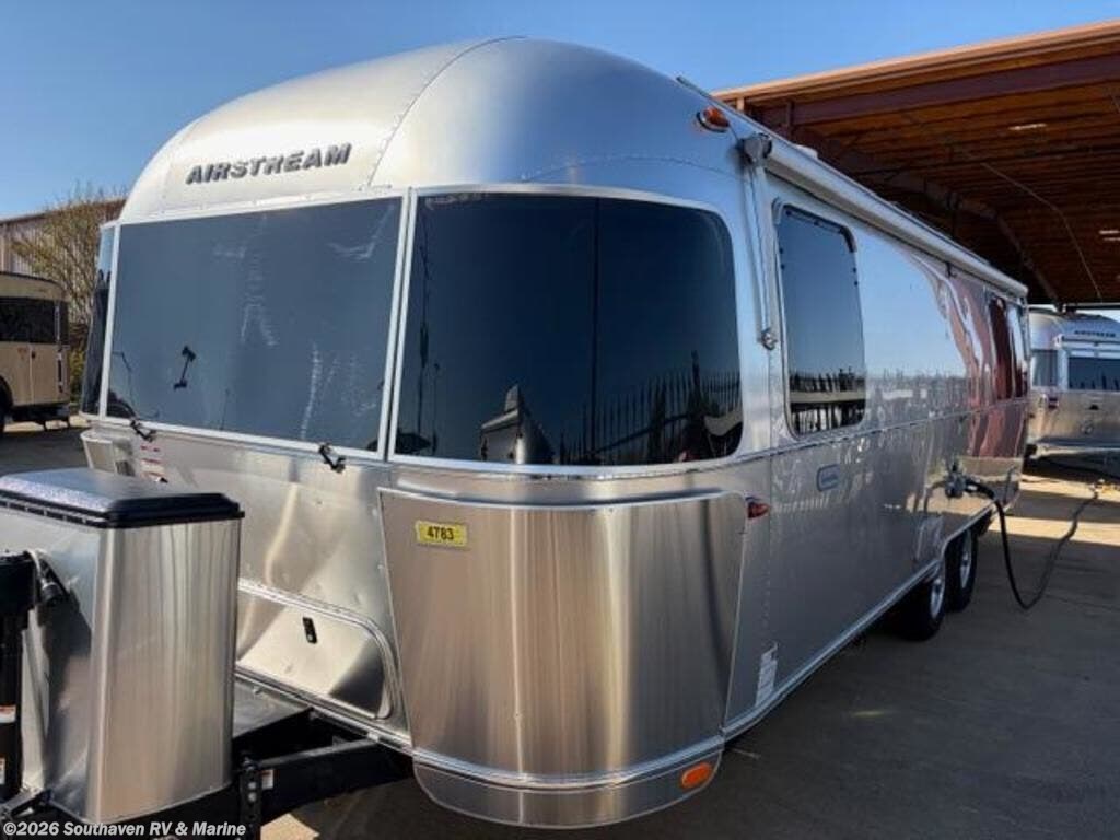 2024 27FBQ by Airstream from Southaven RV & Marine in Southaven, Mississippi