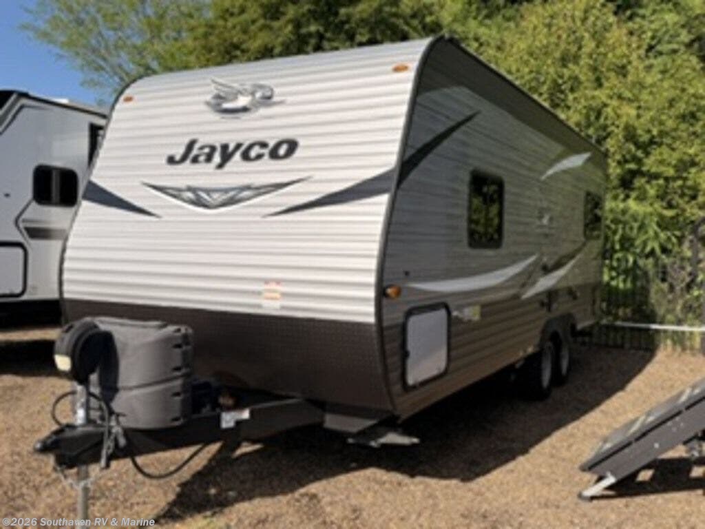2021 Jayco Jay Flight SLX 8 212QB - Used Travel Trailer For Sale by Southaven RV & Marine in Southaven, Mississippi