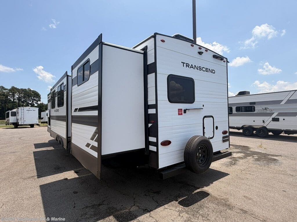 2027 335BHT by Grand Design from Southaven RV & Marine in Southaven, Mississippi