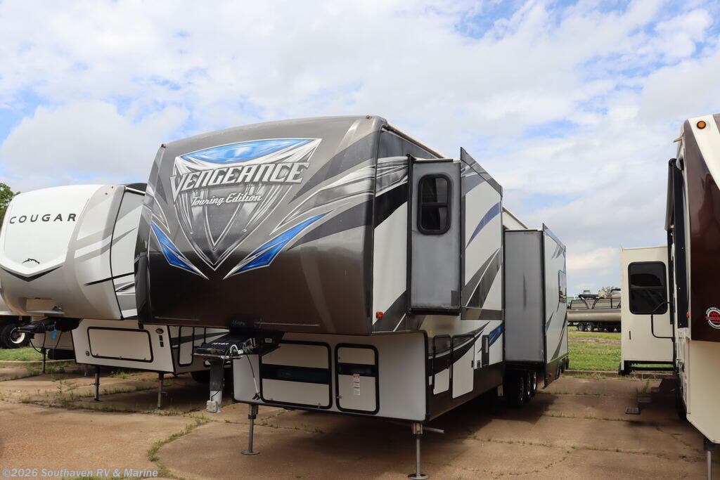 2017 Forest River Vengeance Touring Edition 38D12 - Used Toy Hauler For Sale by Southaven RV & Marine in Southaven, Mississippi