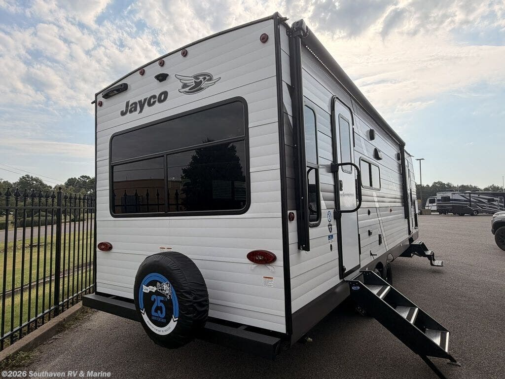 2027 Jayco Jay Flight 262RLS - New Travel Trailer For Sale by Southaven RV & Marine in Southaven, Mississippi