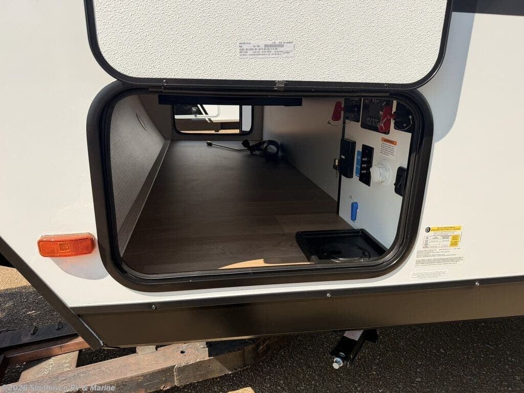2027 16MLA by Grand Design from Southaven RV & Marine in Southaven, Mississippi