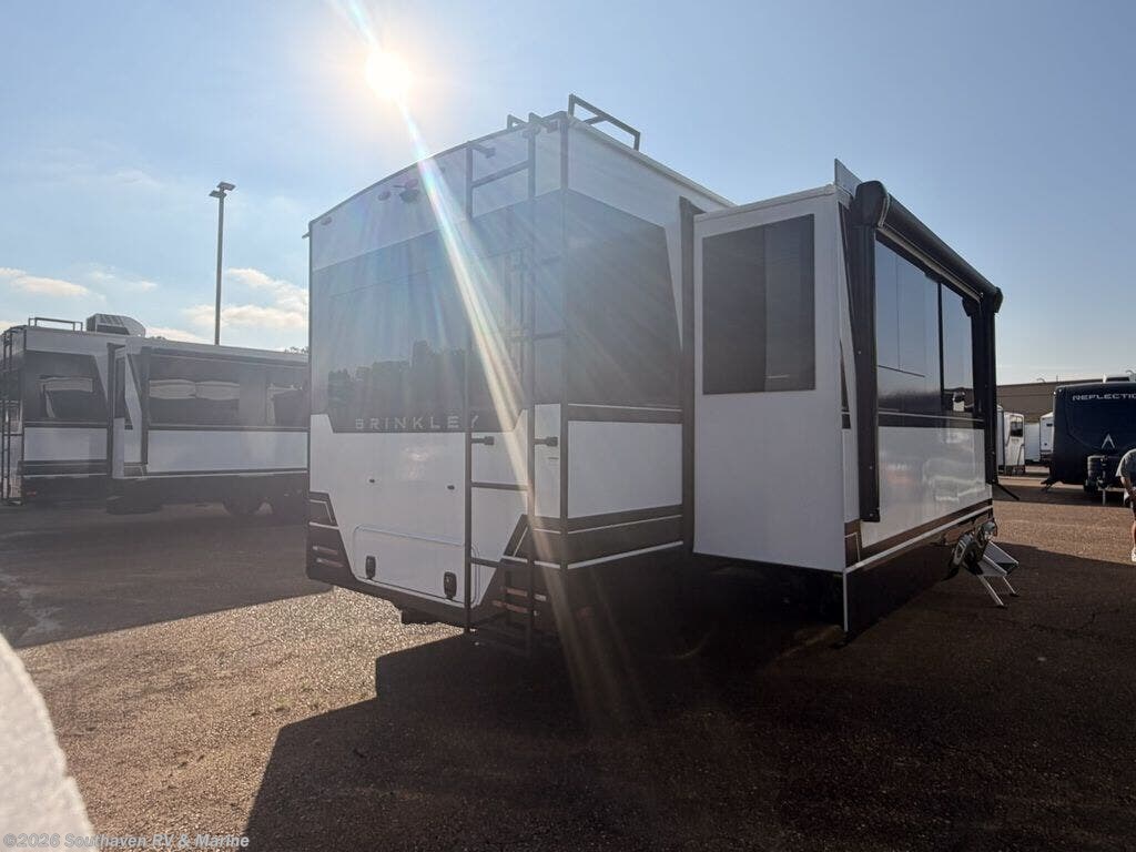 New 2027 Brinkley RV 297 available in Southaven, Mississippi
