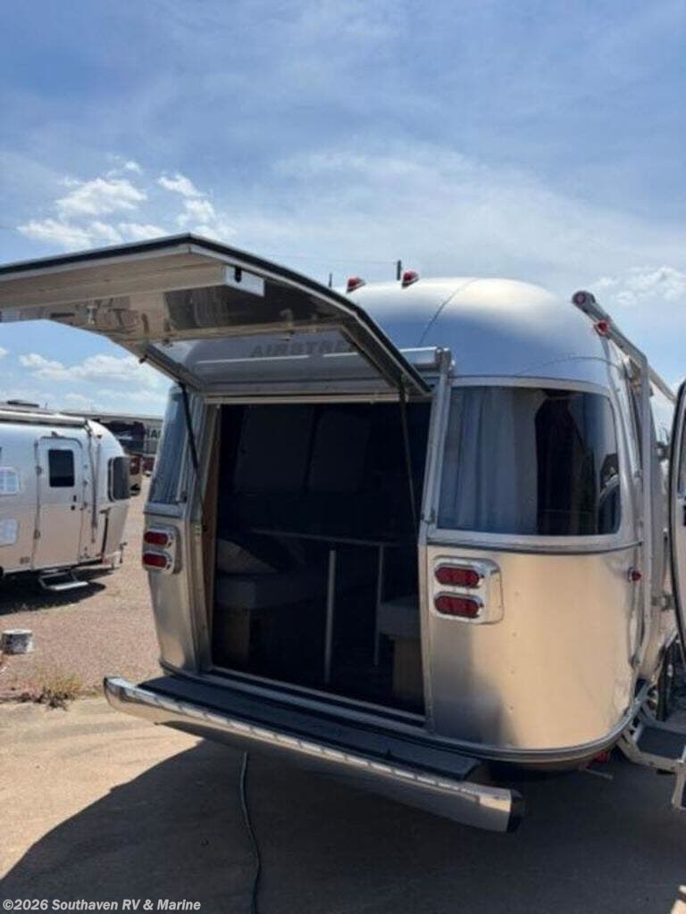 2024 Trade Wind™ 25FBQ by Airstream from Southaven RV & Marine in Southaven, Mississippi