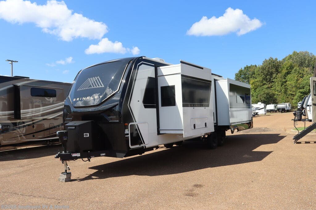2026 Brinkley RV Model Z AIR 310 - Used Travel Trailer For Sale by Southaven RV & Marine in Southaven, Mississippi