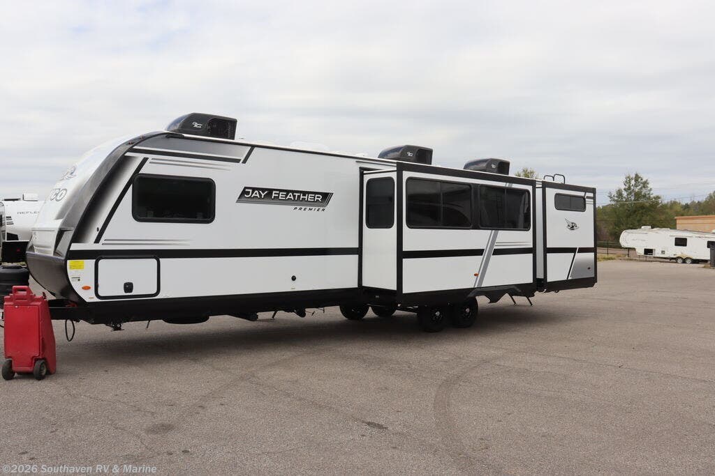 2027 Jay Feather 33BH by Jayco from Southaven RV & Marine in Southaven, Mississippi