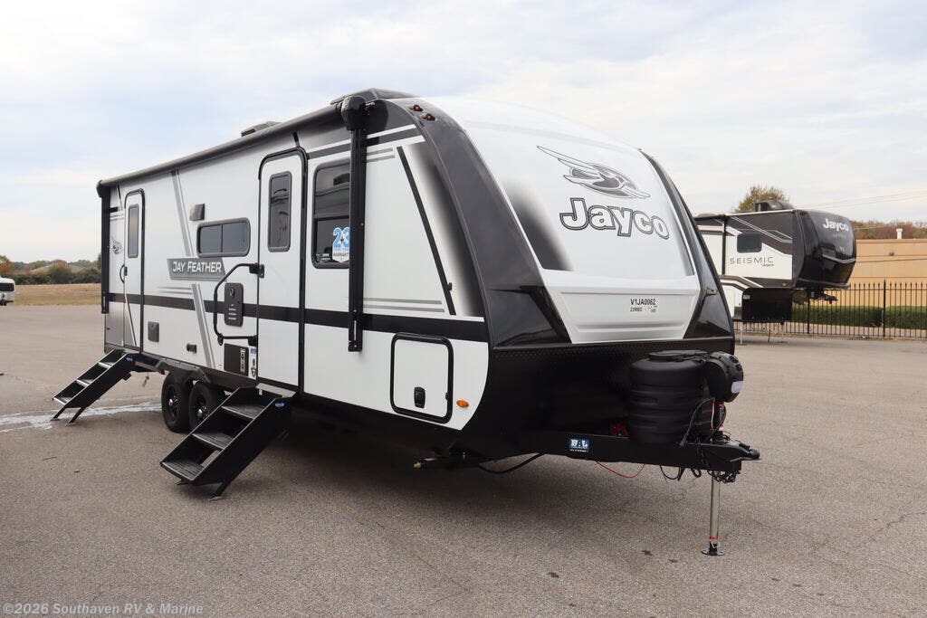 2027 Jayco Jay Feather 23MBD - New Travel Trailer For Sale by Southaven RV & Marine in Southaven, Mississippi