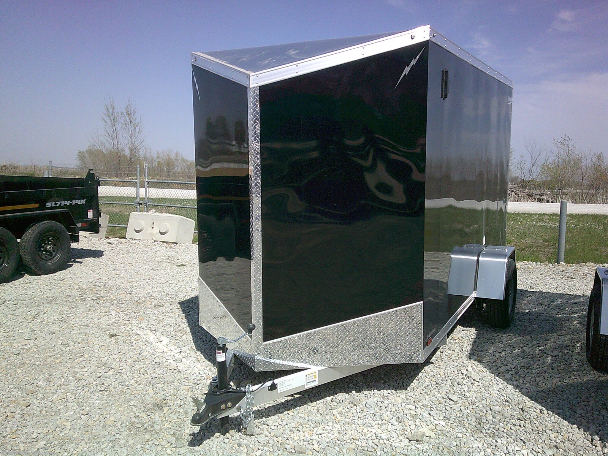 2024 Lightning Trailers