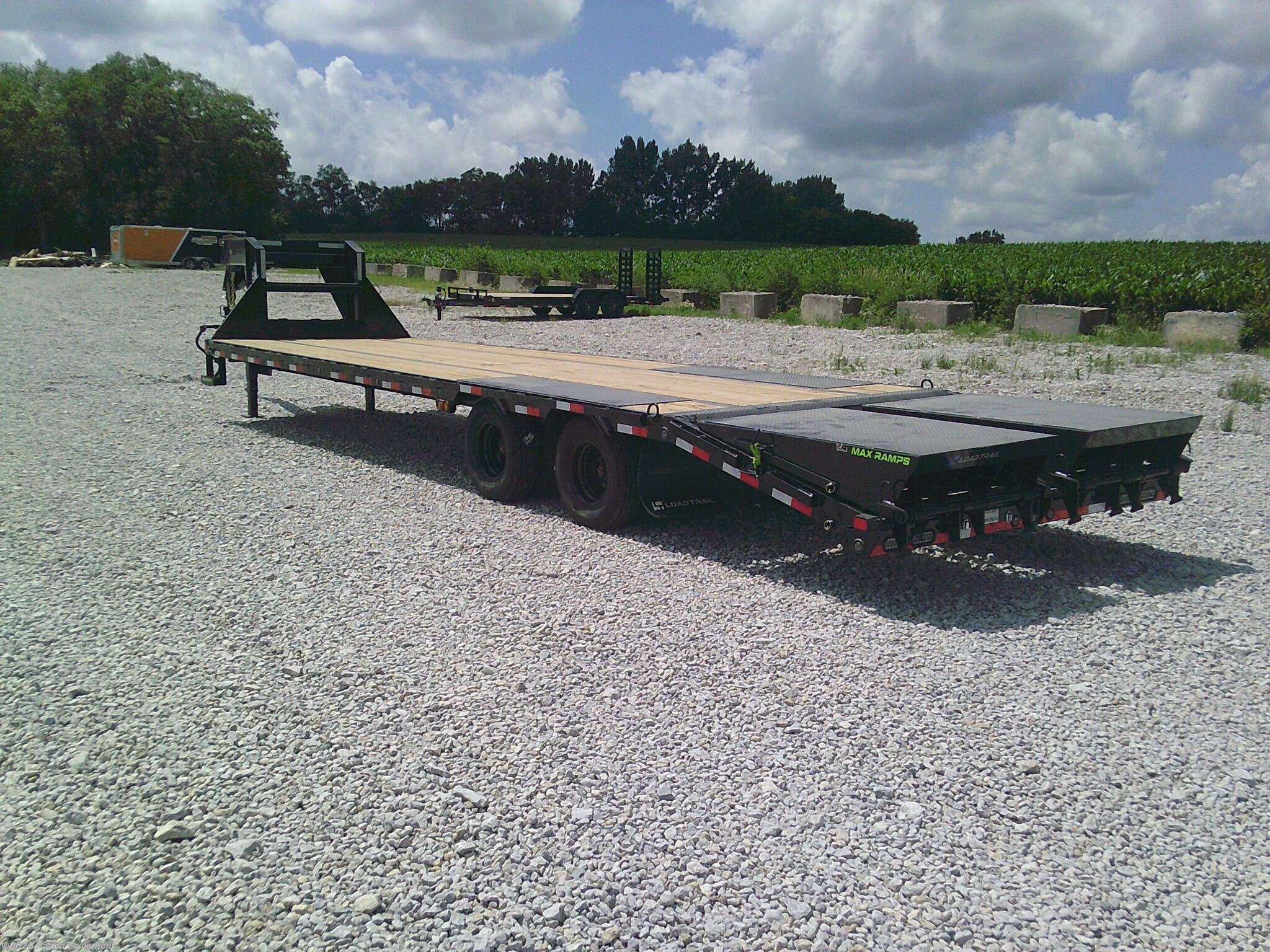 2025 GP 102"x32' Tandem Low-Pro GN Trailer 25K by Load Trail from Patten Equipment in Urbana, Iowa