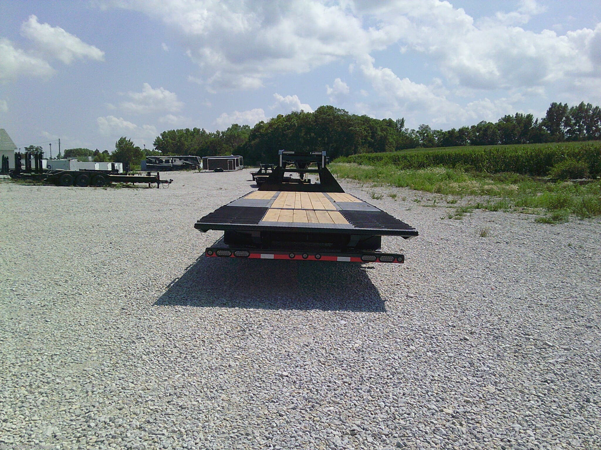 2026 GL 102"x 32'Low-Pro GN w/Hyd. Dove Trailer 25.9K by Load Trail from Patten Equipment in Urbana, Iowa