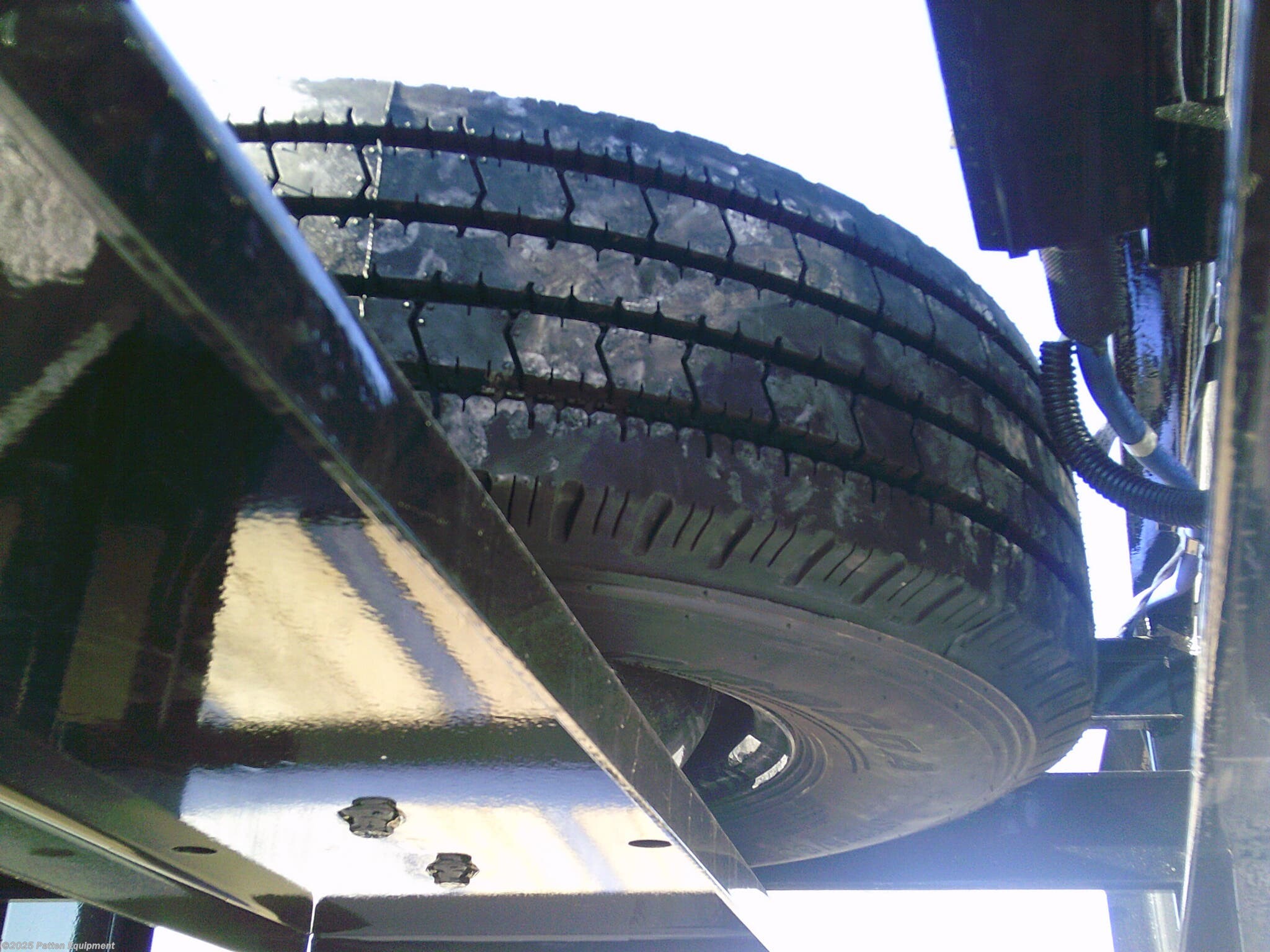 New 2026 Load Trail GL 102&quot; x 34&apos; Tandem Low-Pro Gooseneck w/Hyd. Dove Tr available in Urbana, Iowa