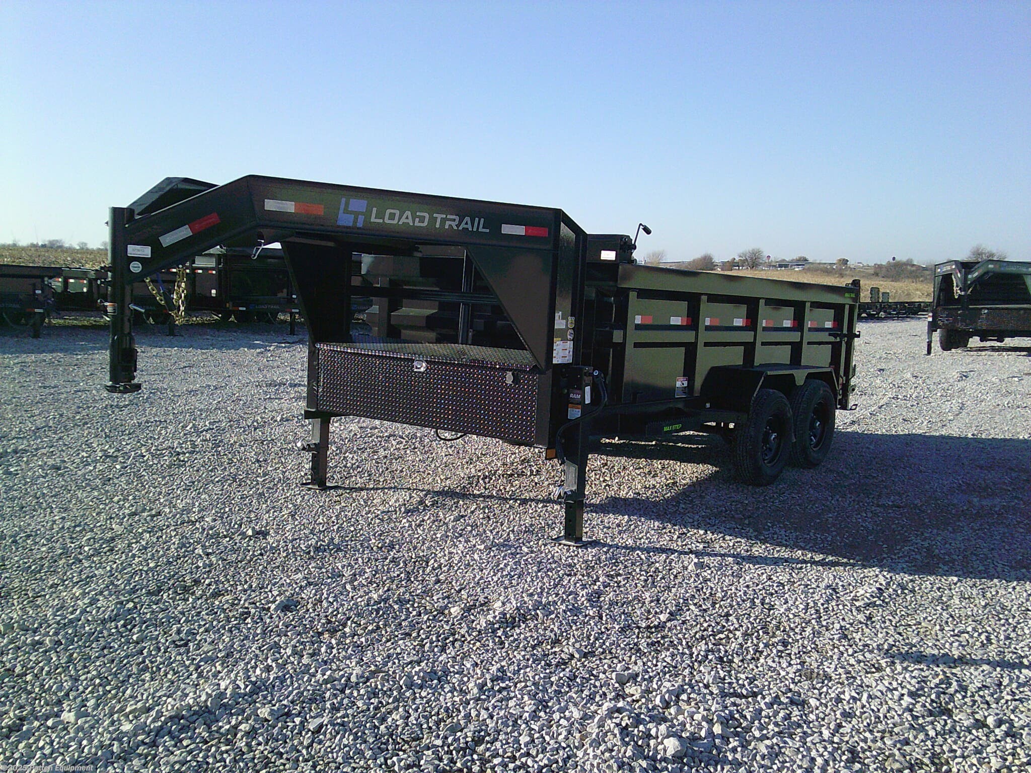 2026 Load Trail DG 83" x 14' Tandem Axle Gooseneck Low-Pro Dump Trail