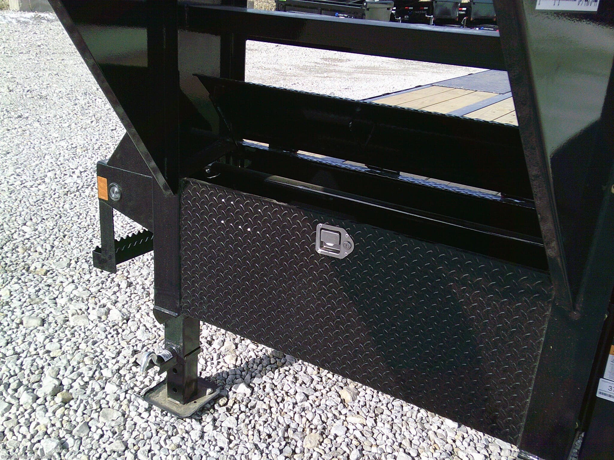 2026 GP 102" x 25' Tandem Low-Pro Gooseneck Trailer, 24K by Load Trail from Patten Equipment in Urbana, Iowa