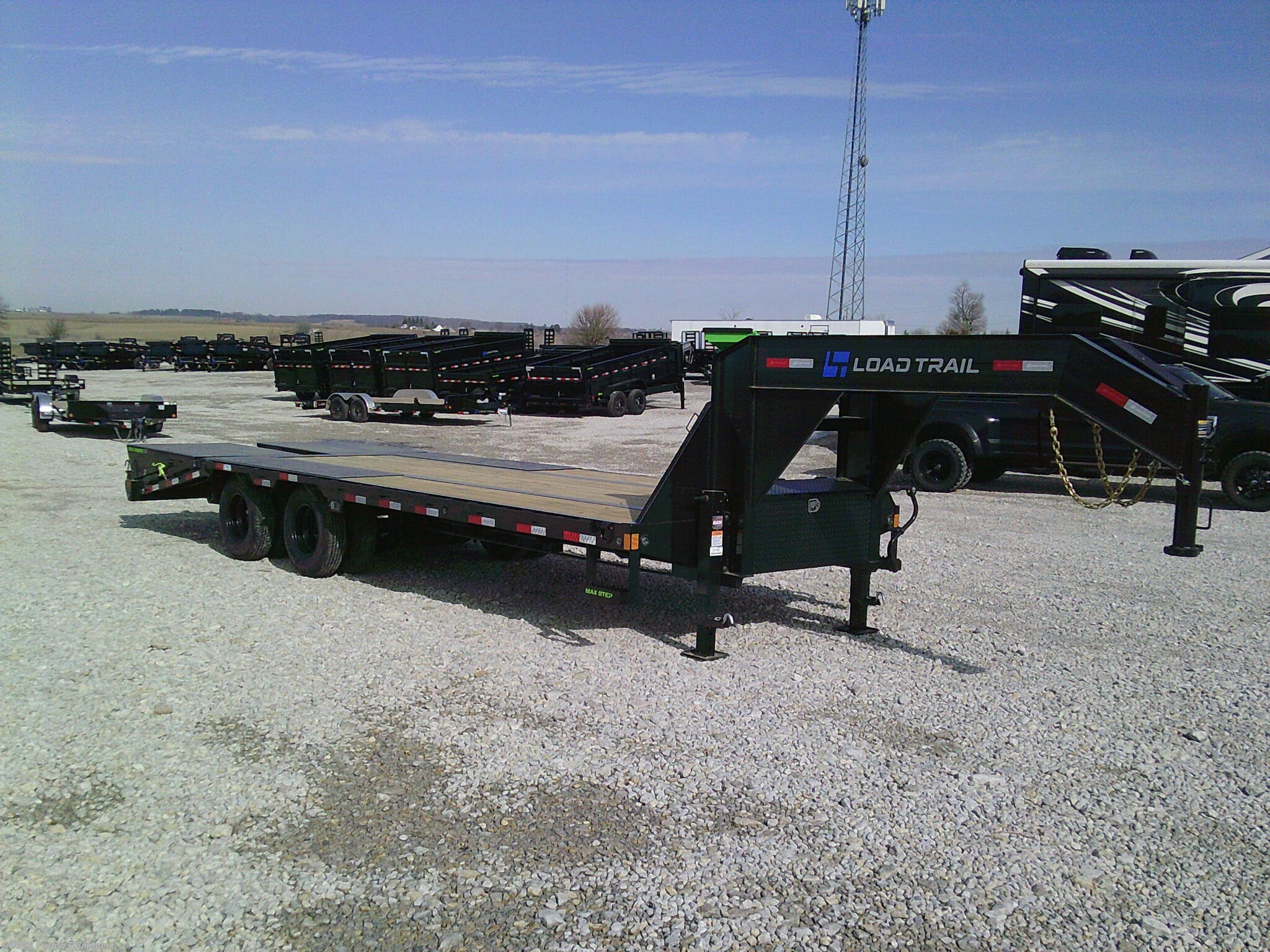New 2026 Load Trail GP 102" x 25' Tandem Low-Pro Gooseneck Trailer, 24K available in Urbana, Iowa