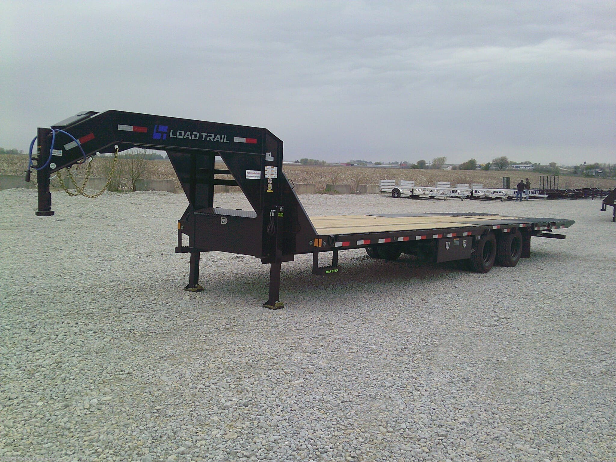 2026 Load Trail GL 102"x32'Tandem Low-Pro GN w/Hyd. Dove Trailer, 24K