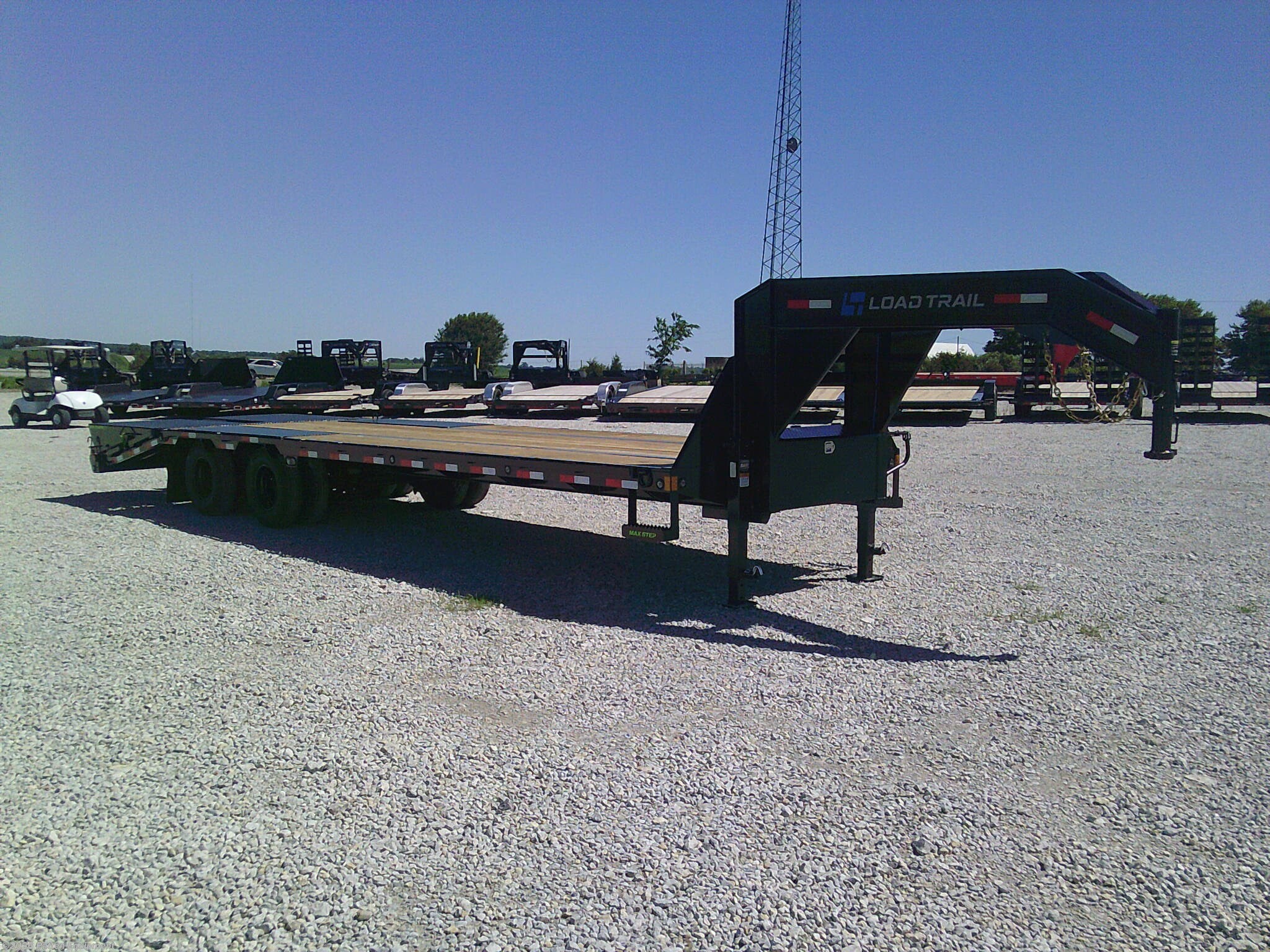 New 2026 Load Trail GP 102" x 30' Tandem Low-Pro Gooseneck Trailer 24K available in Urbana, Iowa