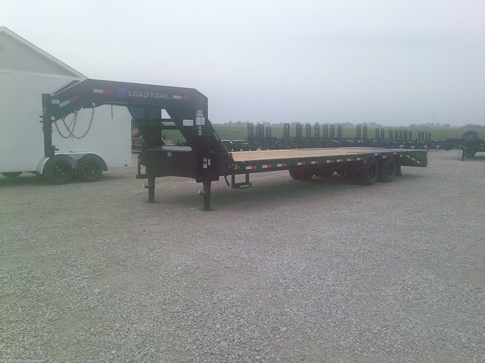 2027 Load Trail GP 102" x 32' Tandem Low-Pro GN Trailer 25.9K