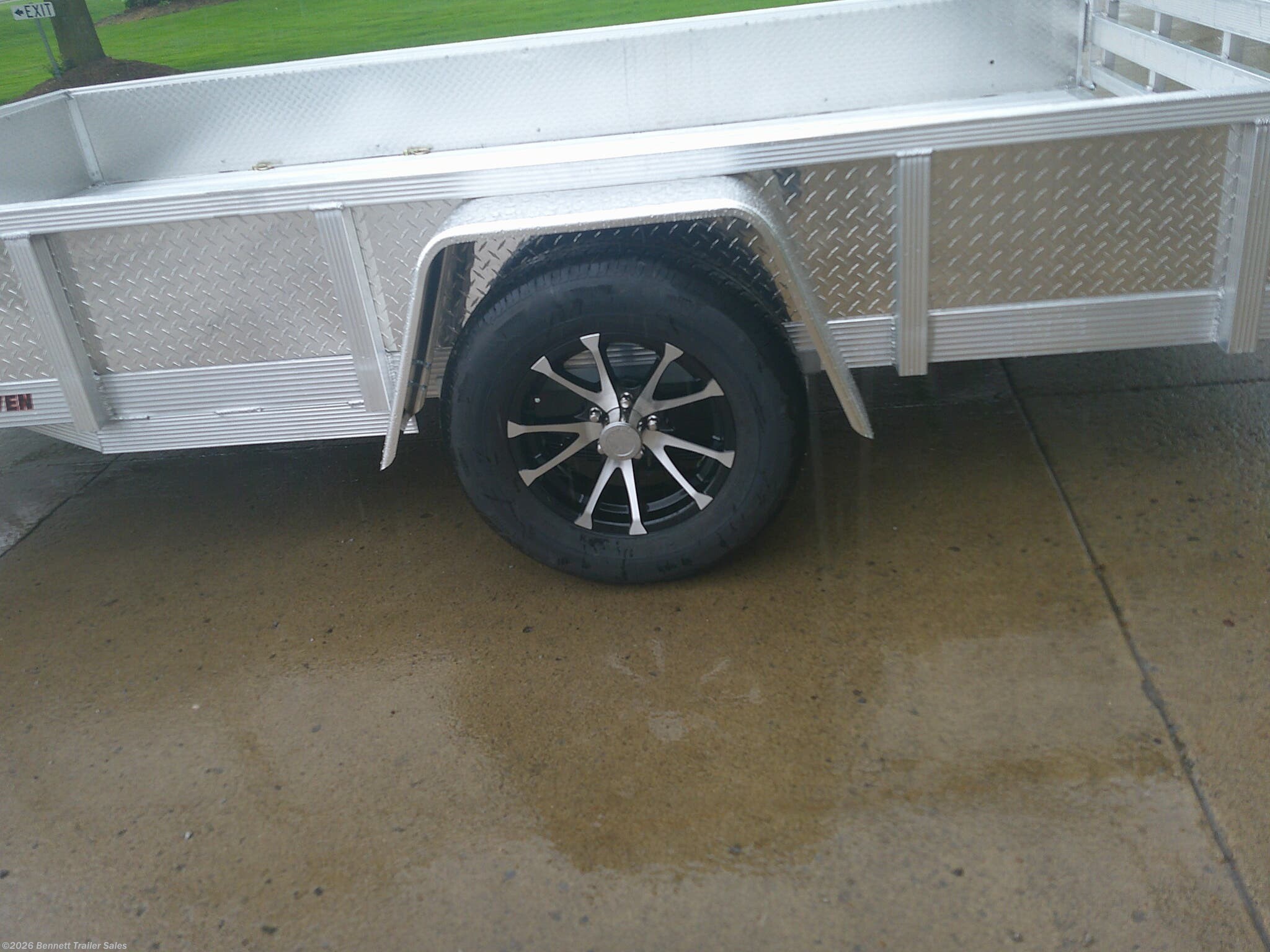 2027 Sport Haven photo 3