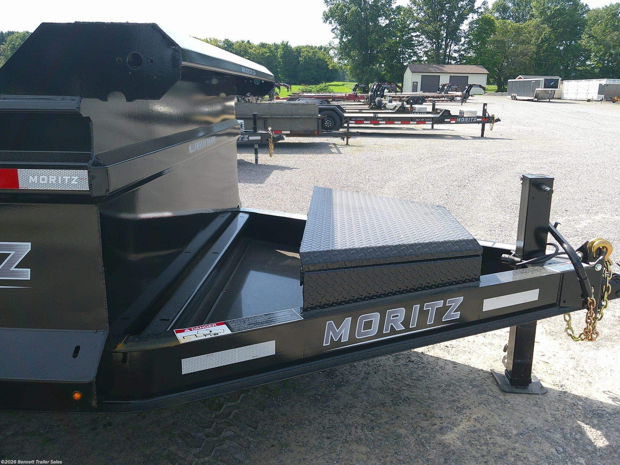 2027 Moritz photo 4