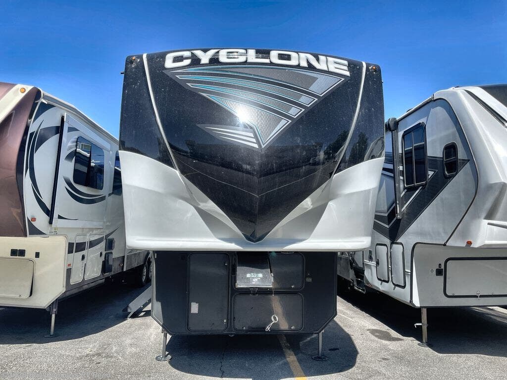 Used 2022 Heartland Cyclone 4005 available in Reno, Nevada