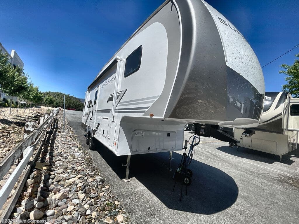 2027 Heartland Sundance XLT 24ML - New Fifth Wheel For Sale by Blue Compass RV Reno in Reno, Nevada