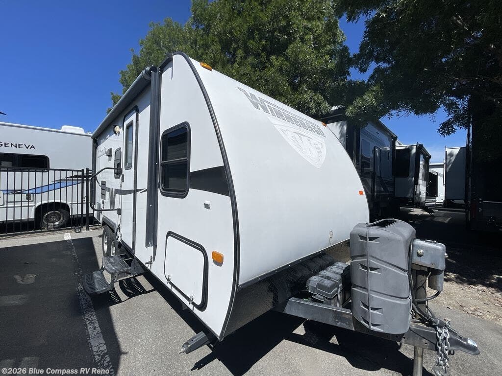 2015 Micro Minnie 2101DS by Winnebago from Blue Compass RV Reno in Reno, Nevada