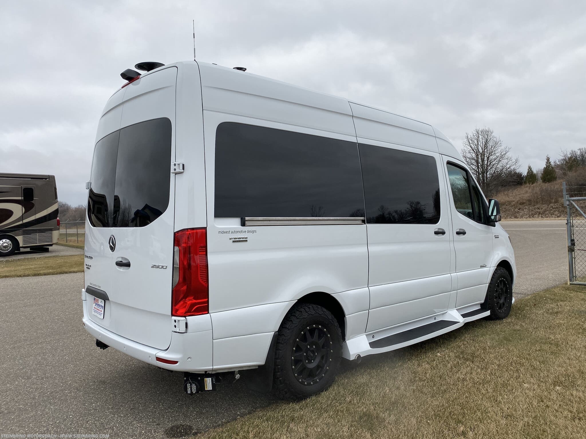 2020 Midwest LUXE DAY CRUISER 144 DIESEL CLASS B MOTORHOME RV for Sale in Garfield, MN 56332