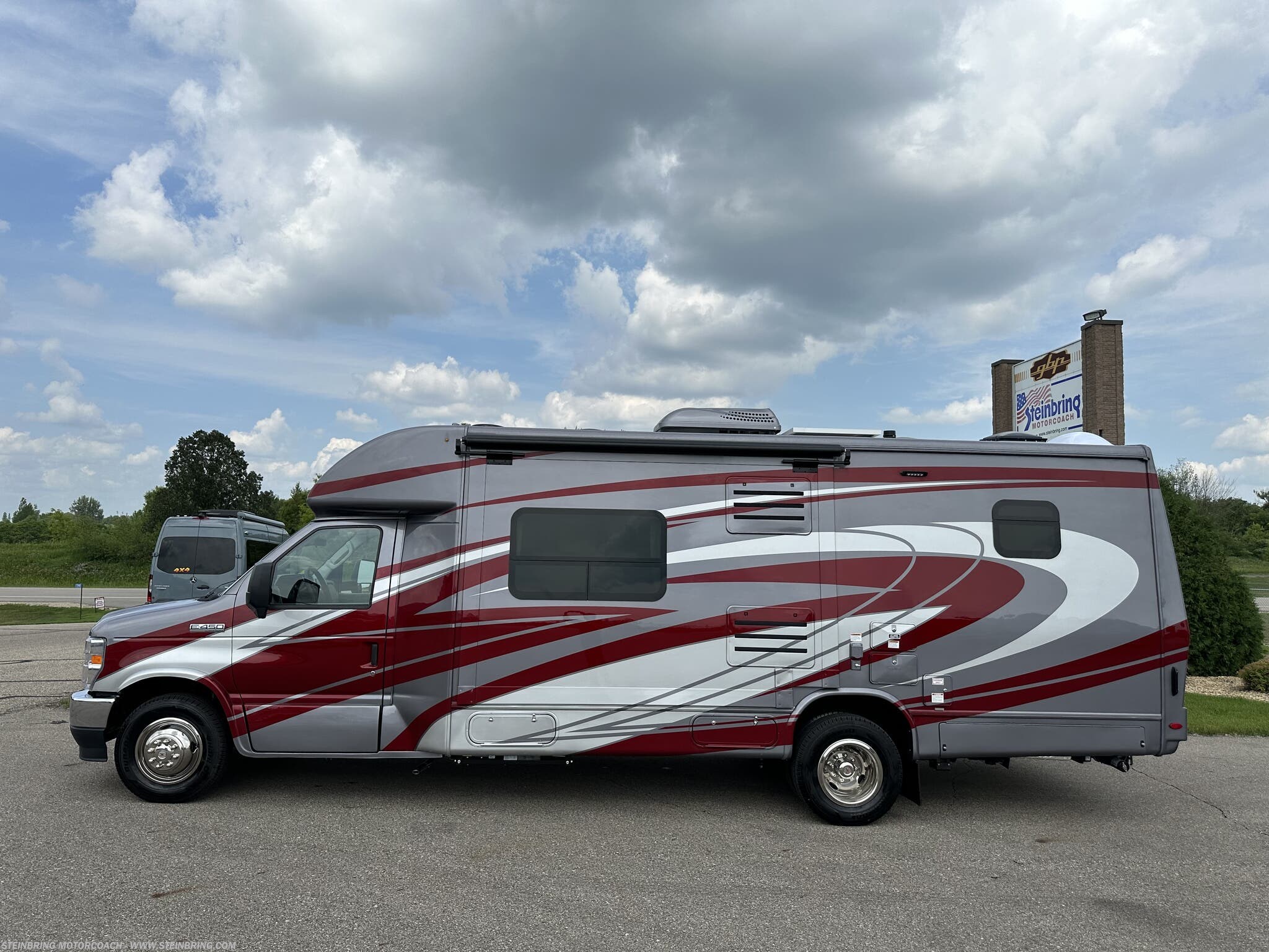 2024 Phoenix Cruiser 2351D RV for Sale in Garfield, MN 56332 P24002