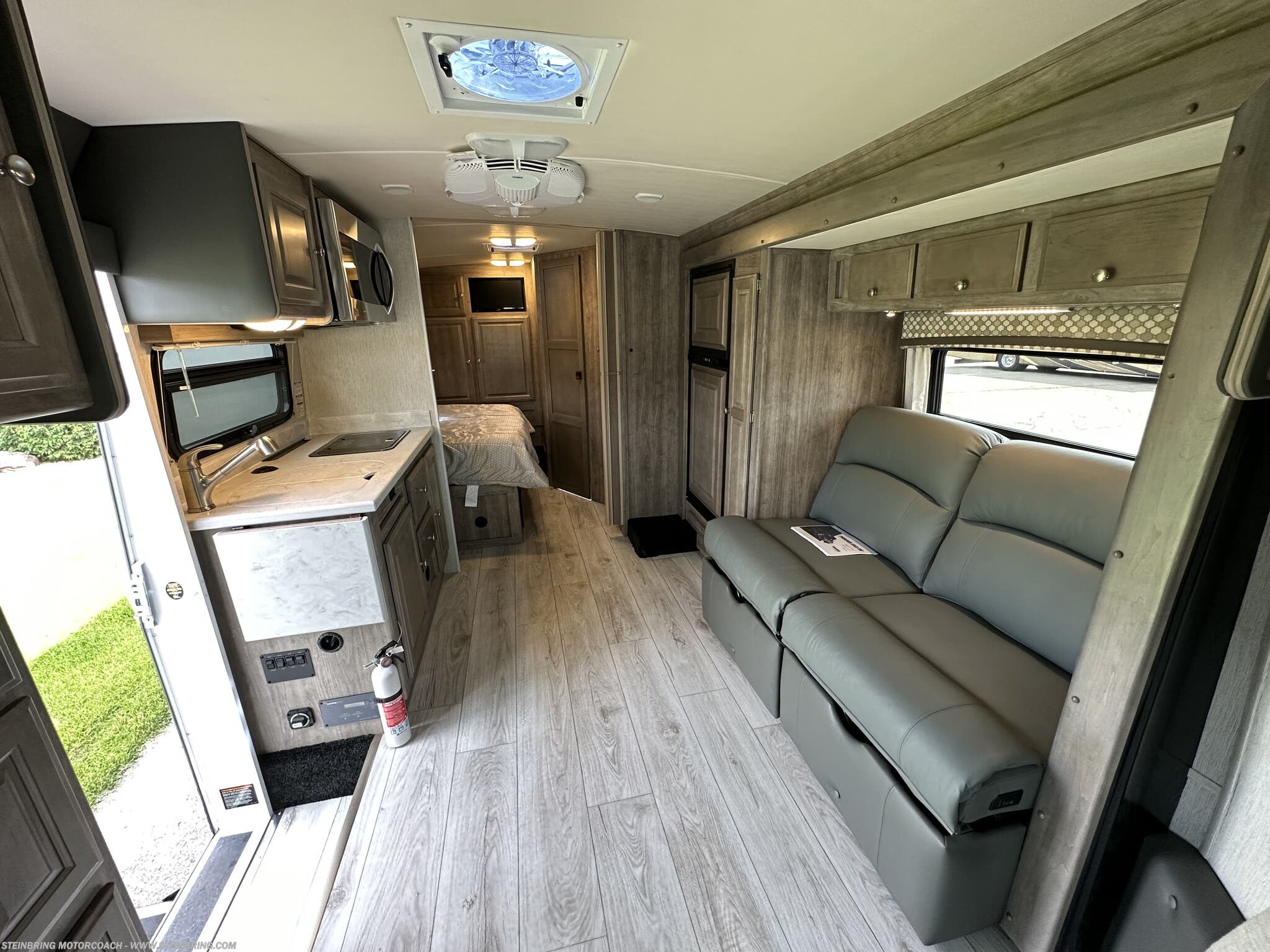 2024 Phoenix Cruiser 2351D RV for Sale in Garfield, MN 56332 P24002