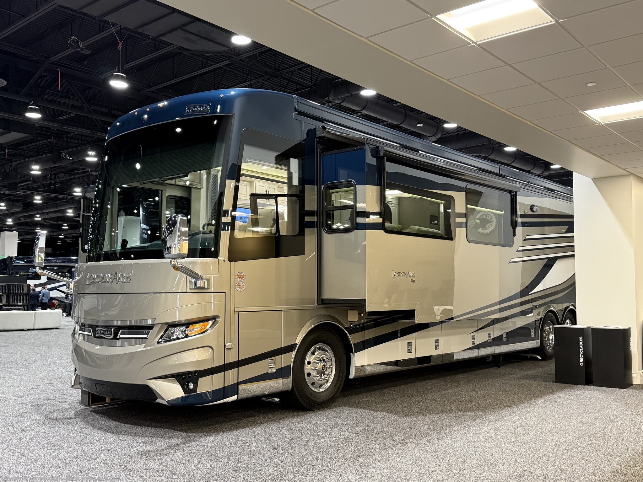 2026 Newmar London Aire 4595 SOLD - New Class A for sale by Steinbring Motorcoach in Garfield, Minnesota