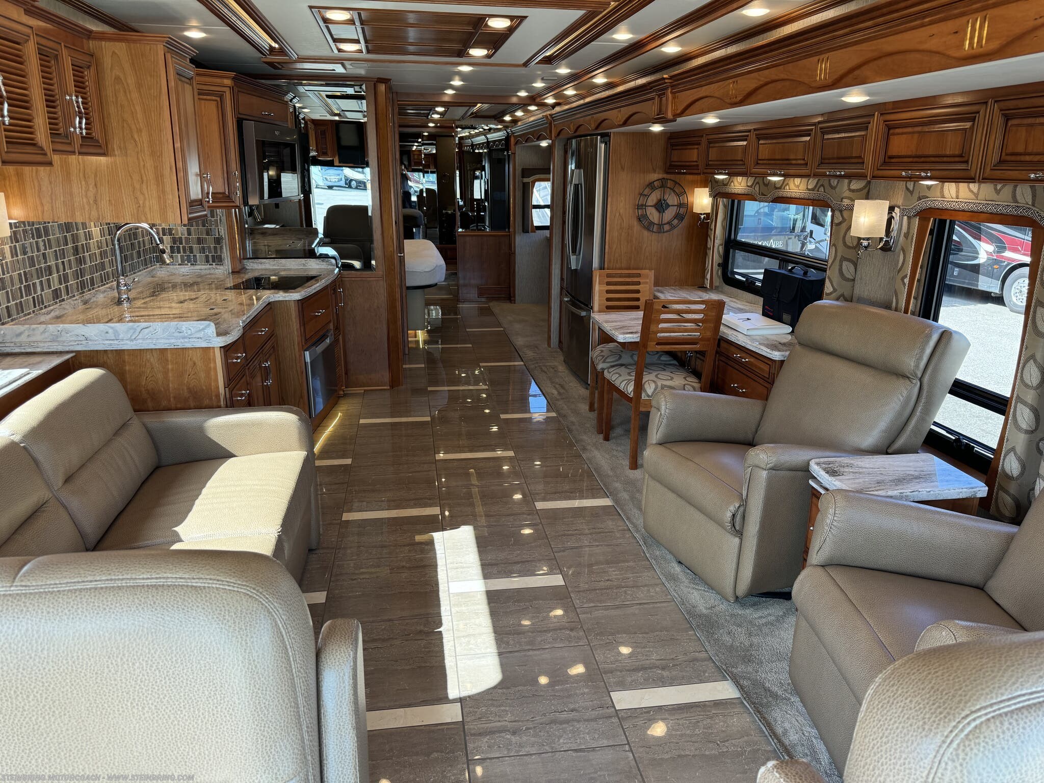 2015 Newmar Mountain Aire 4553 - Used Class A for sale by Steinbring Motorcoach in Garfield, Minnesota