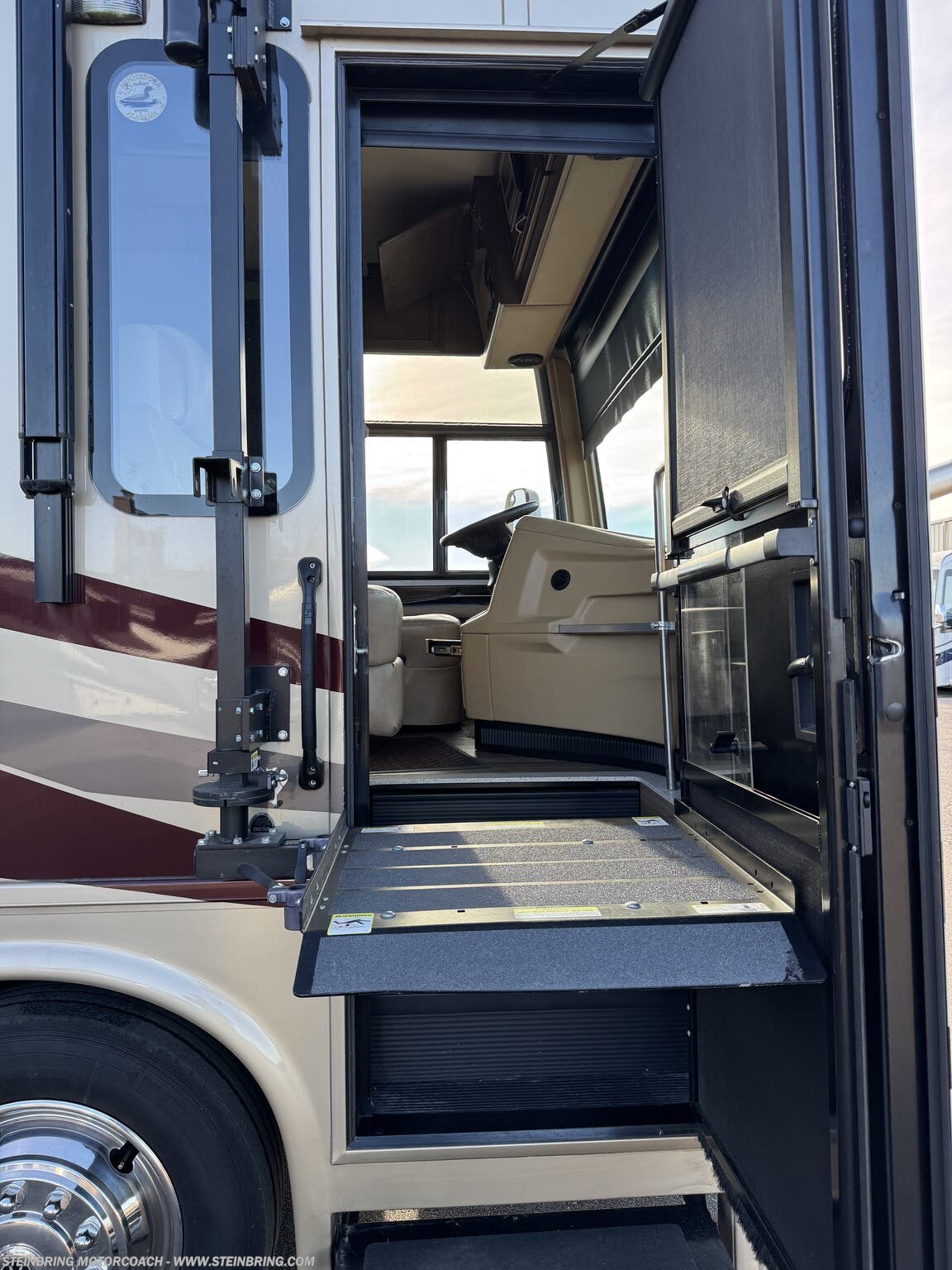 2020 Newmar Kountry Star SOLD - Used Class A for sale by Steinbring Motorcoach in Garfield, Minnesota