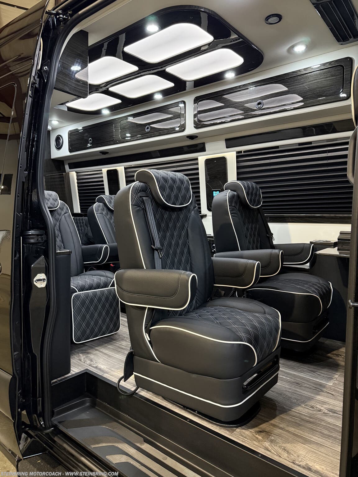 2025 Luxe Cruiser D6 LUXE CRUISER by Midwest from Steinbring Motorcoach in Garfield, Minnesota