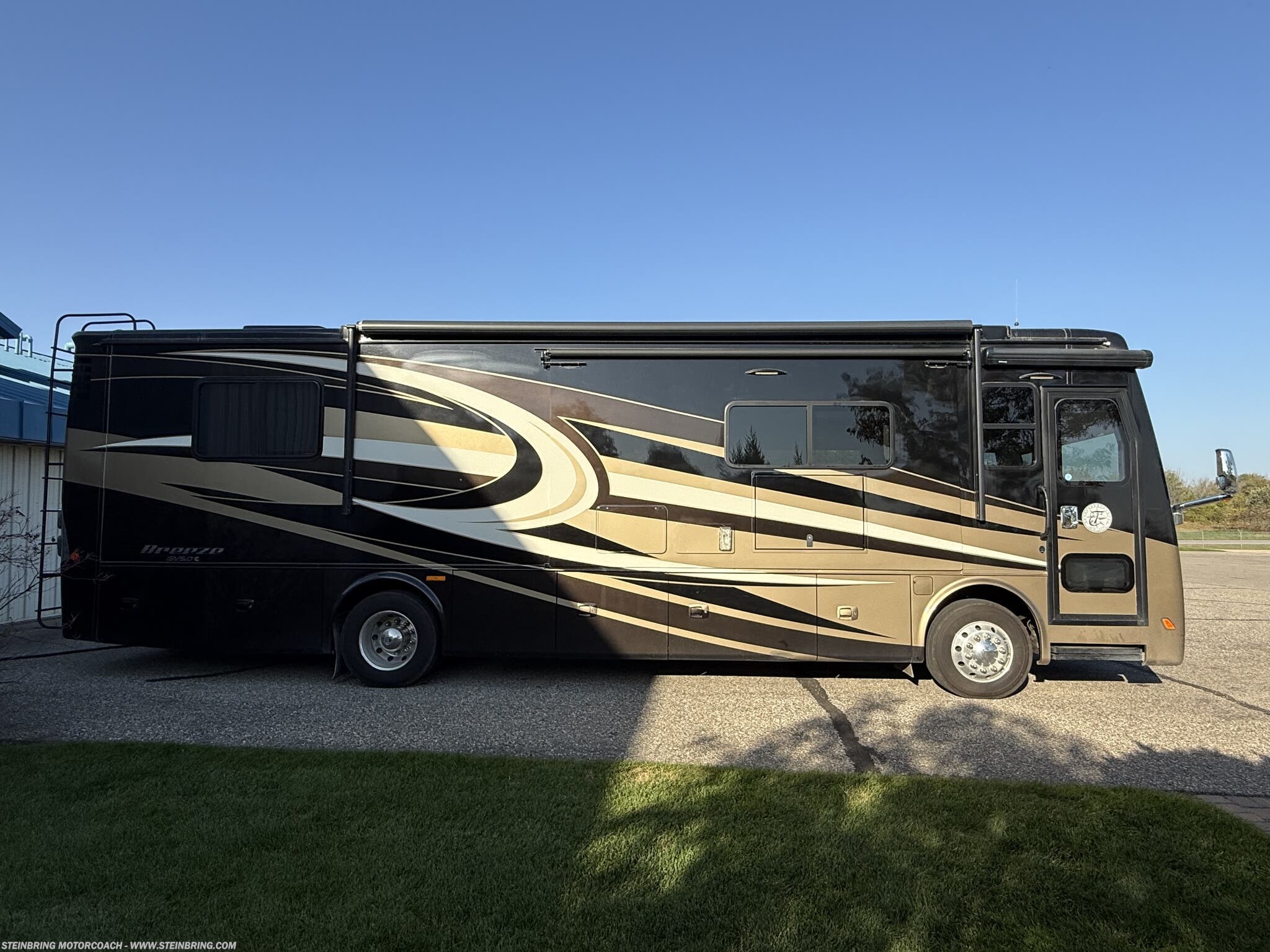 Used 2016 Tiffin Allegro Breeze 32 BR available in Garfield, Minnesota