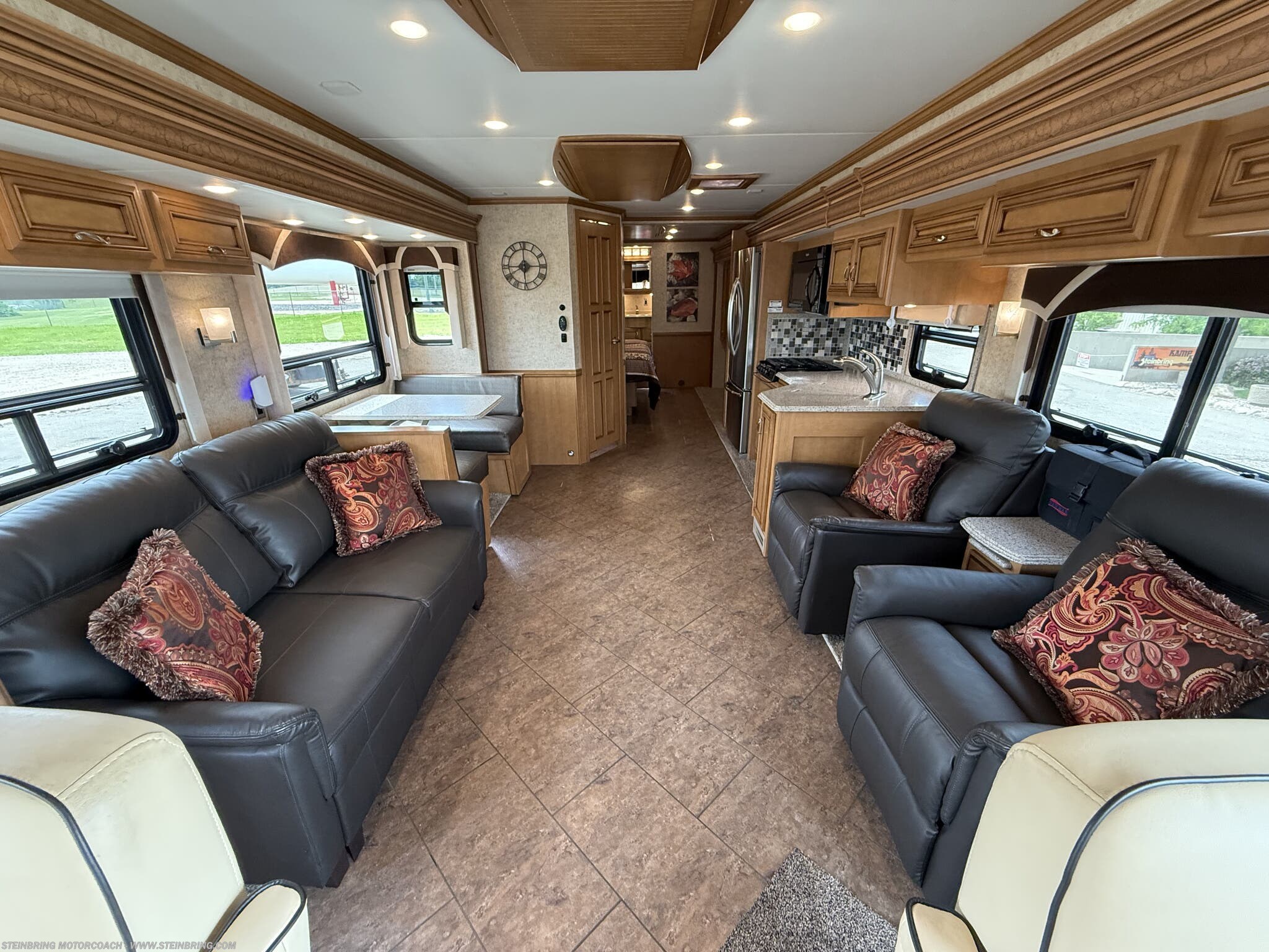 2015 Newmar Ventana LE 3812 - Used Class A for sale by Steinbring Motorcoach in Garfield, Minnesota