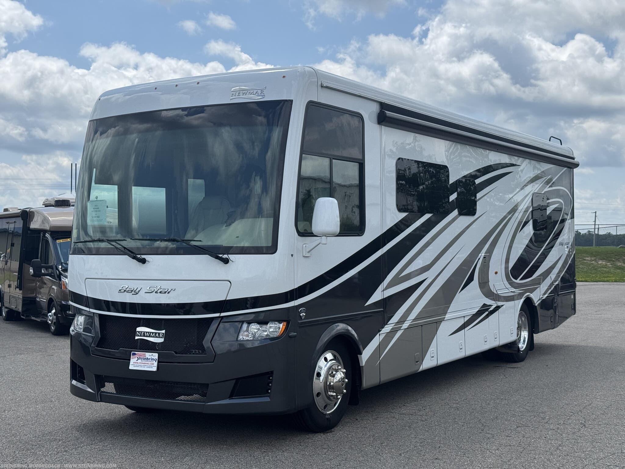 Used 2023 Newmar Bay Star 3225 SOLD available in Garfield, Minnesota