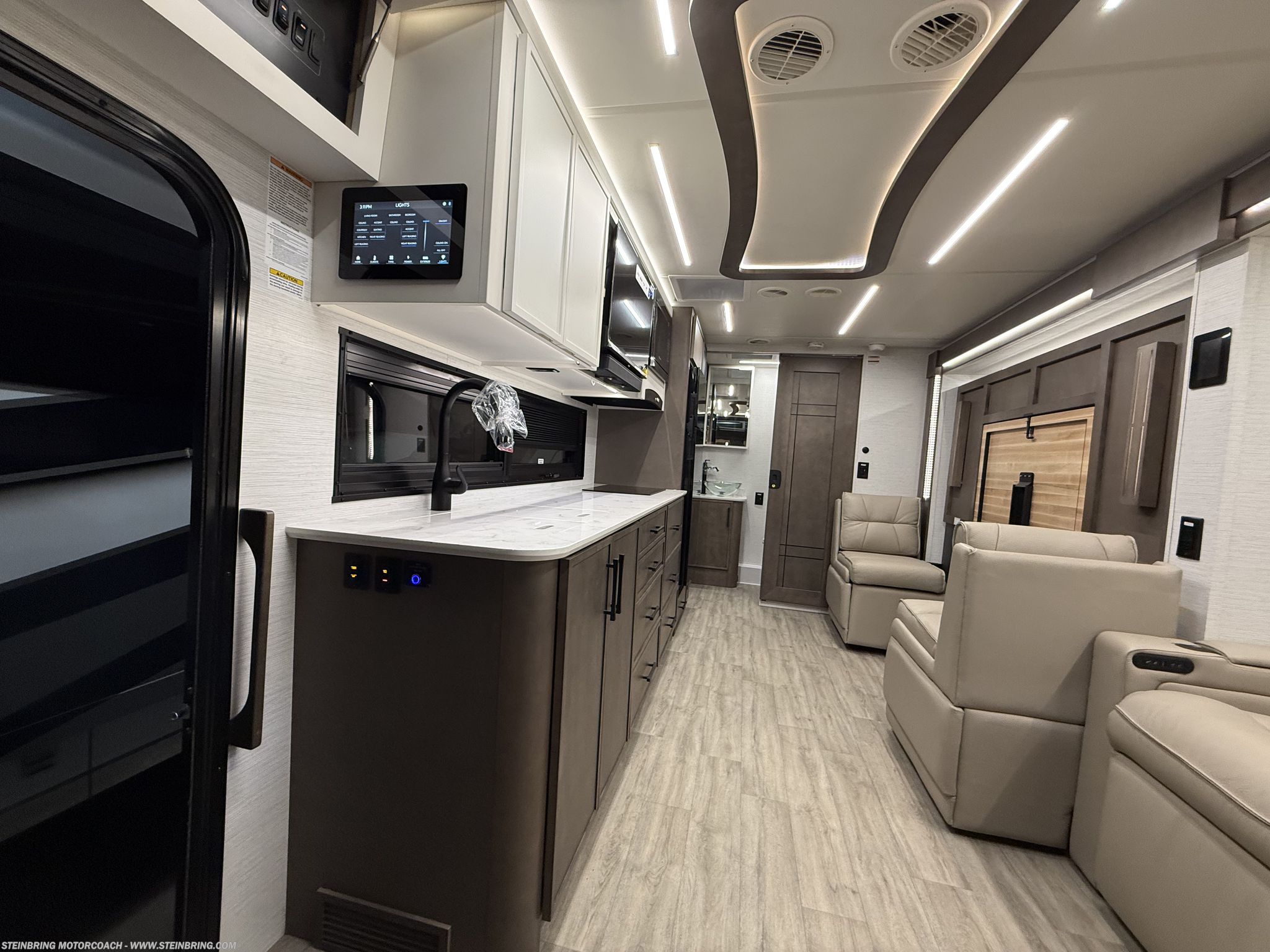 New 2026 Newmar Freedom Aire 2515 available in Garfield, Minnesota