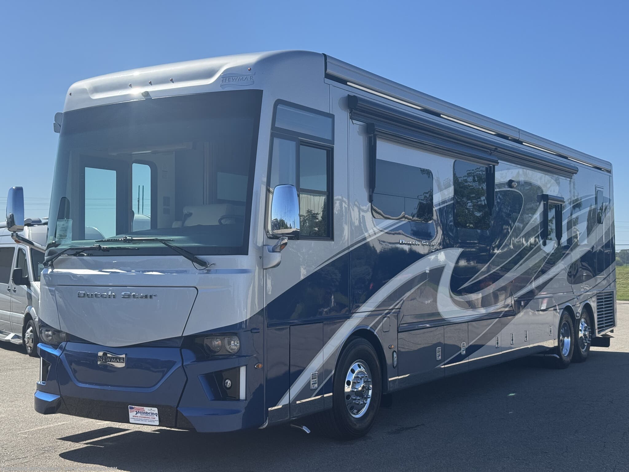 2020 Newmar Dutch Star 4369 SOLD